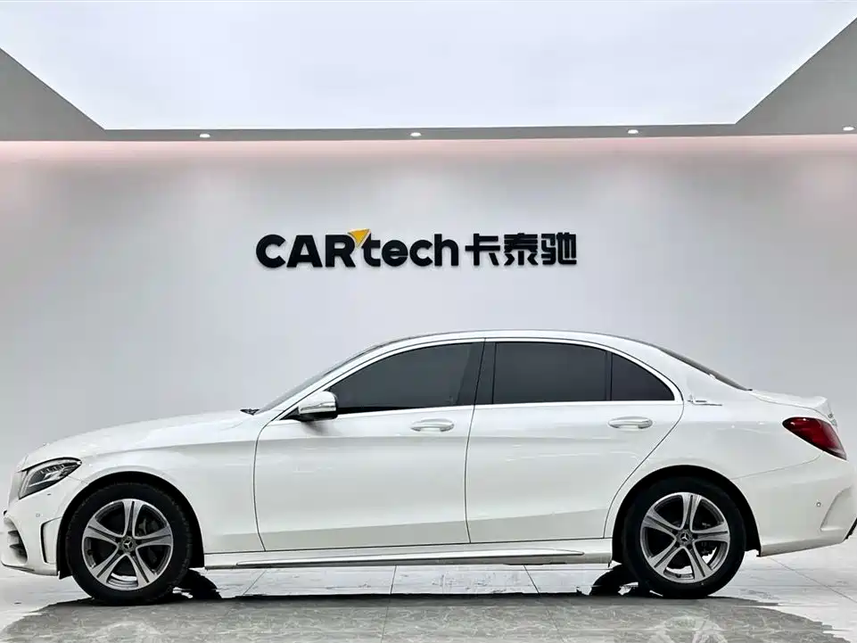 Mercedes-Benz C-Class 2020 Facelift C 260 Sport Version фото 2