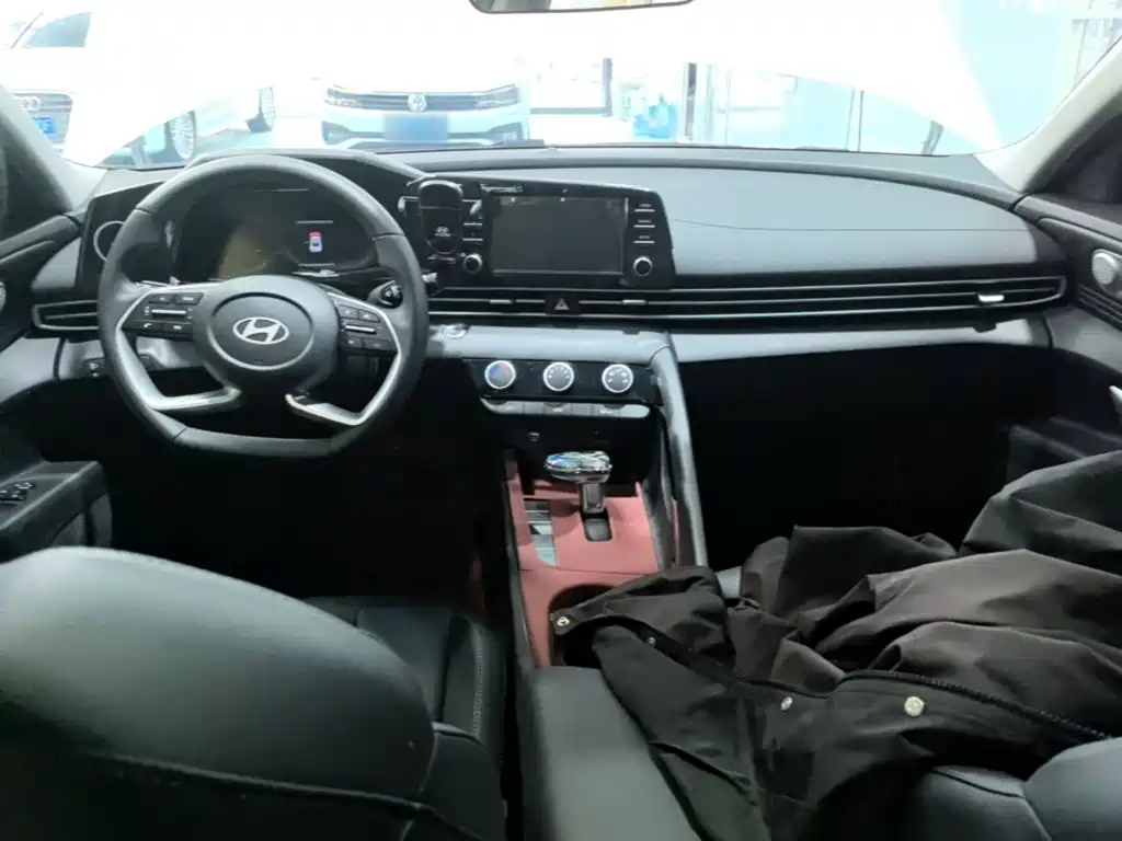 Hyundai Elantra 2025 2023 1.5L CVT GLX Elite Edition