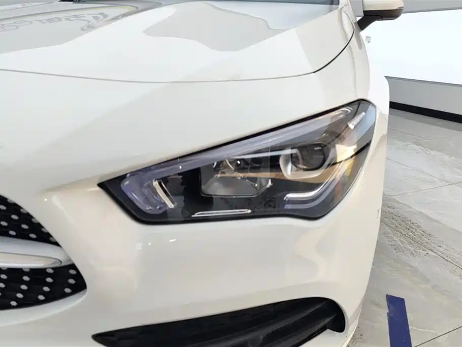 Mercedes-Benz CLA (Import) 2023 CLA 200 фото 5