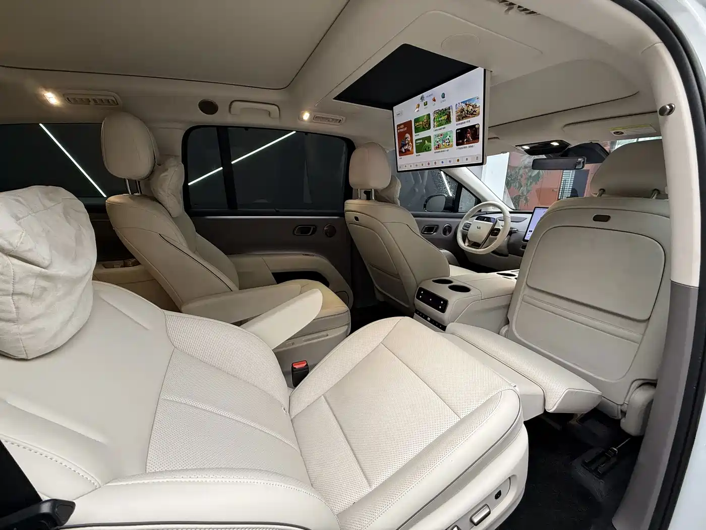 Li Auto Li i8 2026 2025 Standard Edition