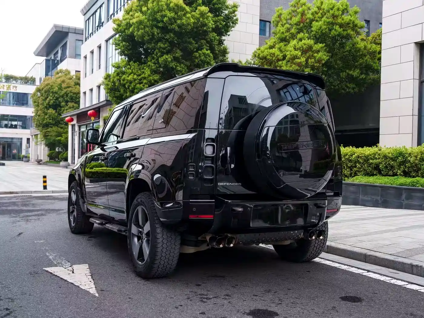 Land Rover Defender 2022 110 P400 X-DYNAMIC HSE фото 7