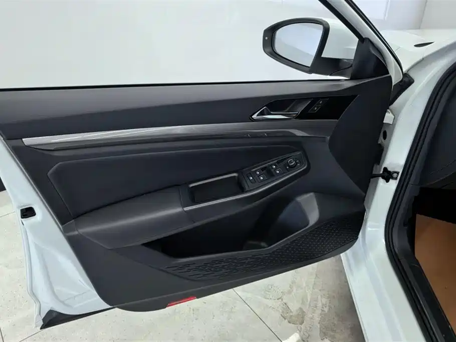 Volkswagen Bora 2020 1.5L Automatic Comfort фото 7