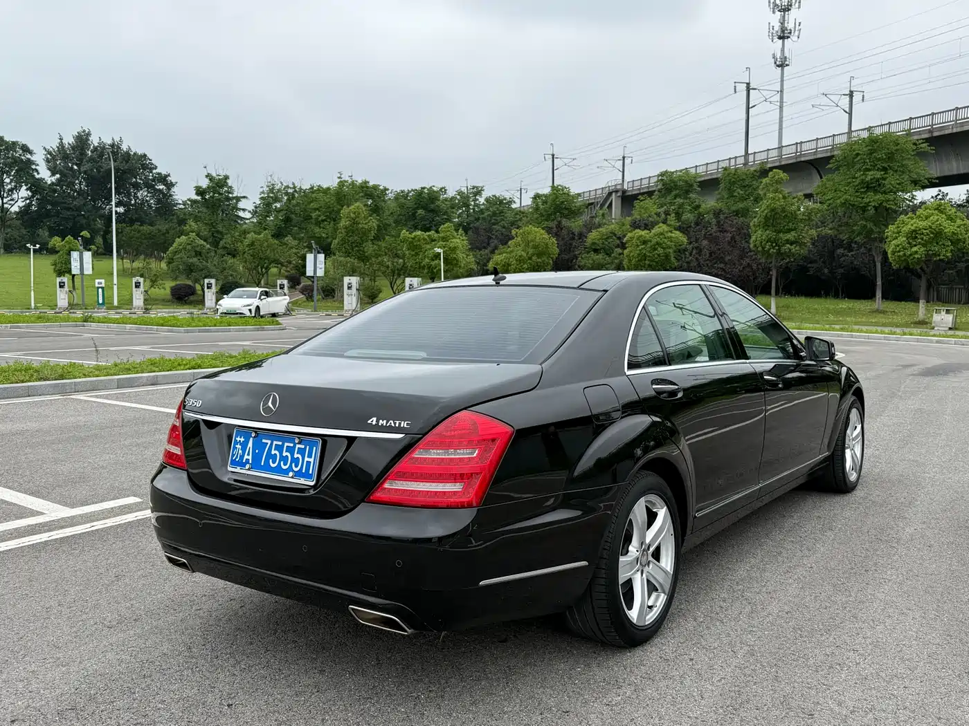 Mercedes-Benz S-Class 2010 S 350 L 4MATIC фото 4