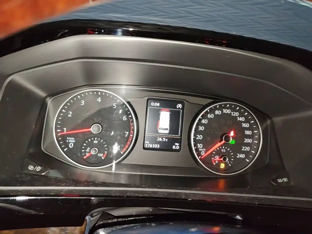 Volkswagen Multivan 2018 2018 2.0TSI 4WD Premium Edition 7-Seater