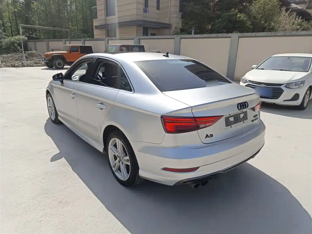 Audi A3 2019 Limousine 35 TFSI Fashion China V фото 5