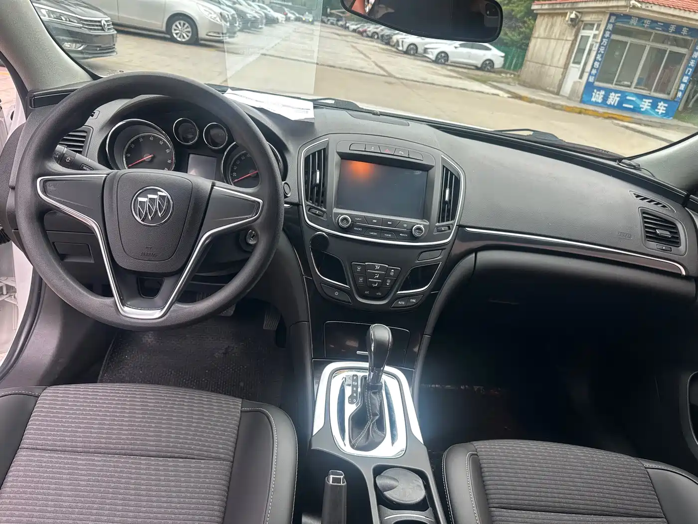 Buick Regal 2015 1.6T Leading Tech Edition фото 15