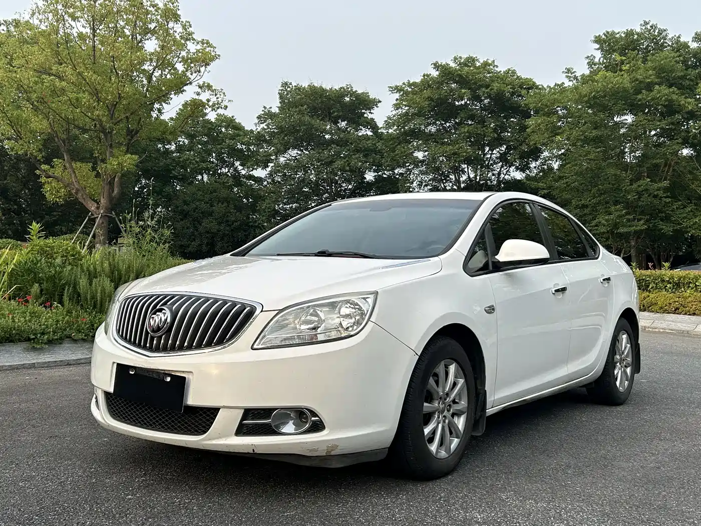 Buick Excelle 2013 GT 1.6L Automatic Fashion Edition