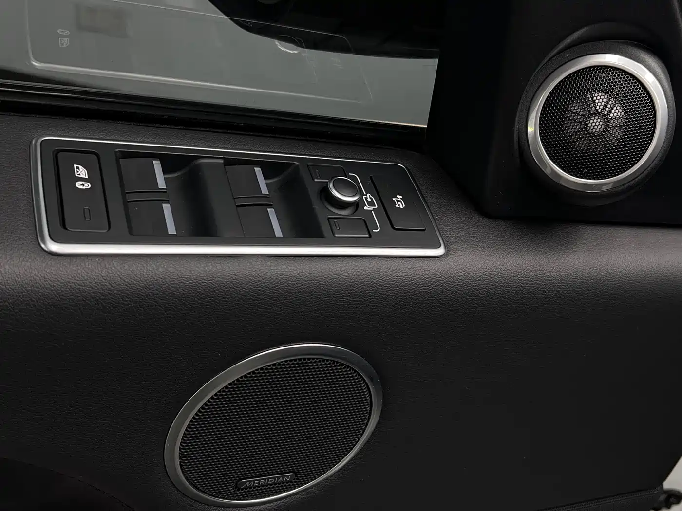 Land Rover Range Rover фото 18