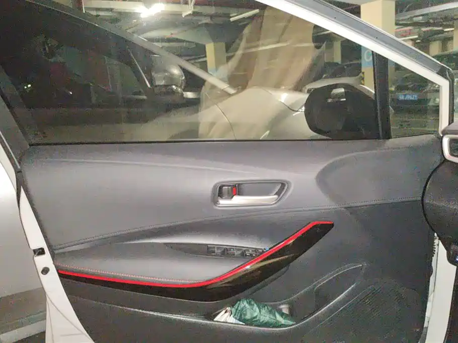 Toyota Levin 2021 Dual Engine 1.8H E-CVT Sport фото 7