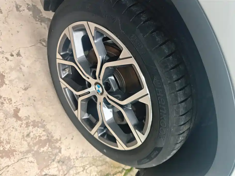 BMW X1 2022 sDrive20Li Premium фото 6