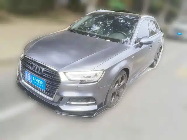 Audi A3 2017 Sportback 35 TFSI Sport — фото 1