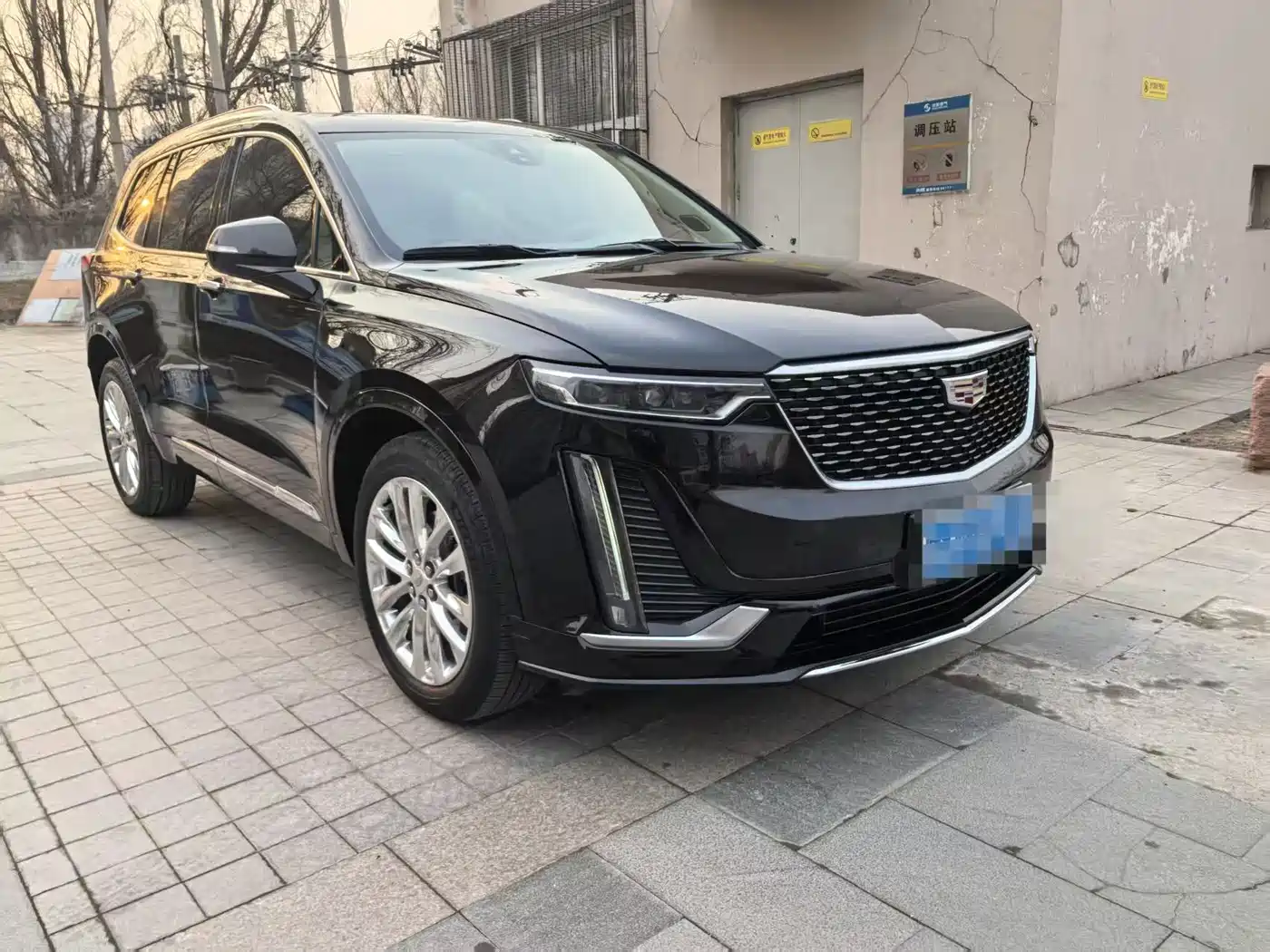 Cadillac XT6 2022 2.0T 7-Seater 4WD Luxury Edition фото 3