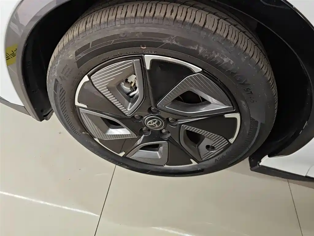 Toyota bZ3 2023 517km Elite PRO фото 23