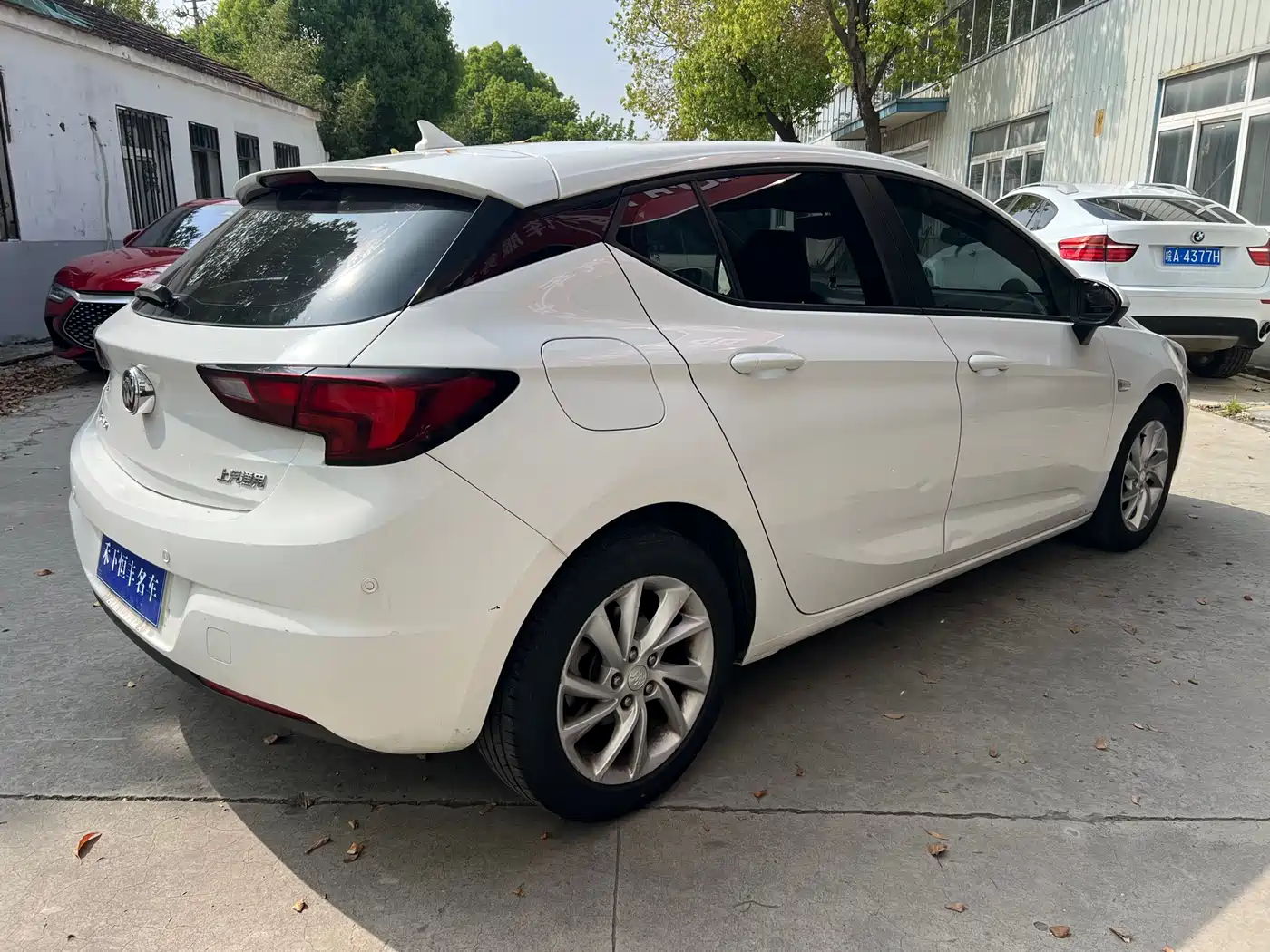 Buick Verano 2016 Hatchback 15S Auto Progressive фото 7
