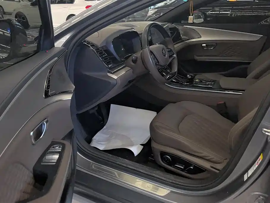 BYD Han 2022 DM-i 121KM Premium Edition фото 9