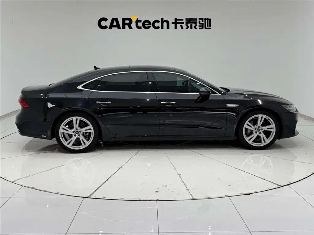 Audi A7L 2022 45 TFSI S-line Future Dream Edition фото 12