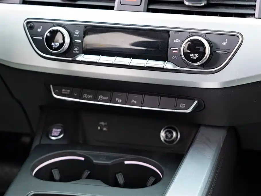Audi A4L 2022 40 TFSI Luxury Dynamic фото 15