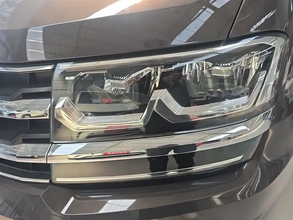 Фото 24 - Volkswagen Teramont