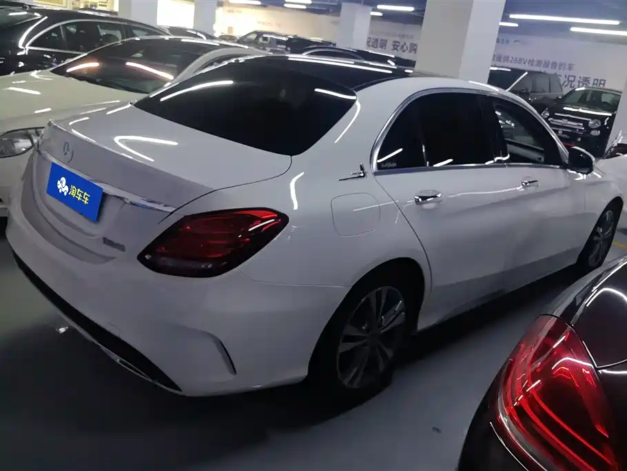 Mercedes-Benz C-Class 2017 Facelift C 200 L Sport Edition фото 3