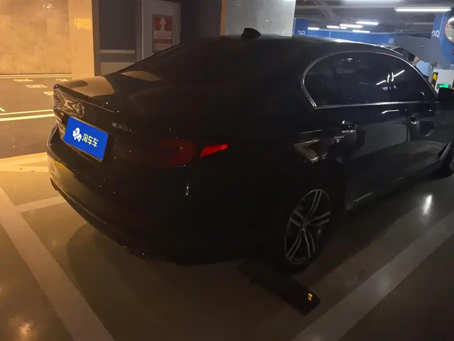 BMW 5 Series 2022 Model Second Facelift 530Li Leading Luxury Package фото 3