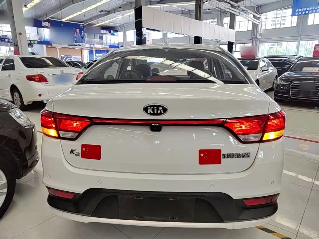 Kia K2 2018 2017 Sedan 1.4L AT 15th Anniversary Special Edition GLS