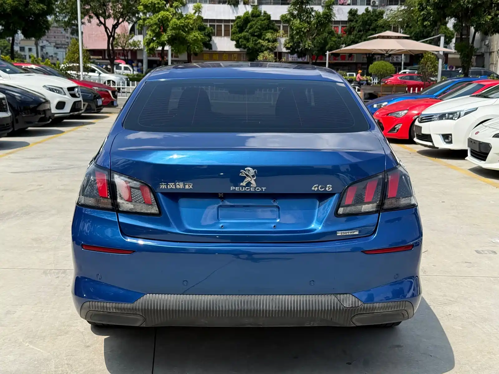 Photo 5 - Peugeot 408