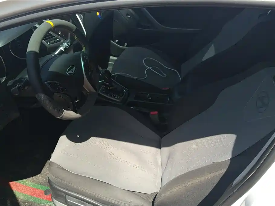 Hyundai Langdong 2015 1.6L Auto Premium фото 9