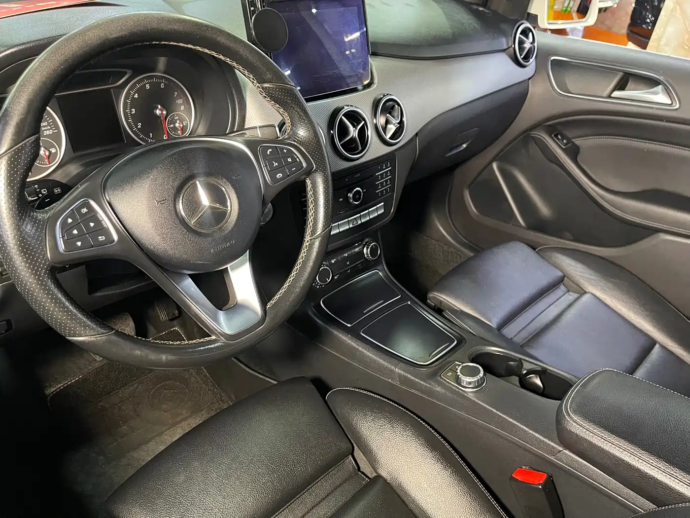 Mercedes-Benz B-Class 2017 B 200 Dynamic фото 8