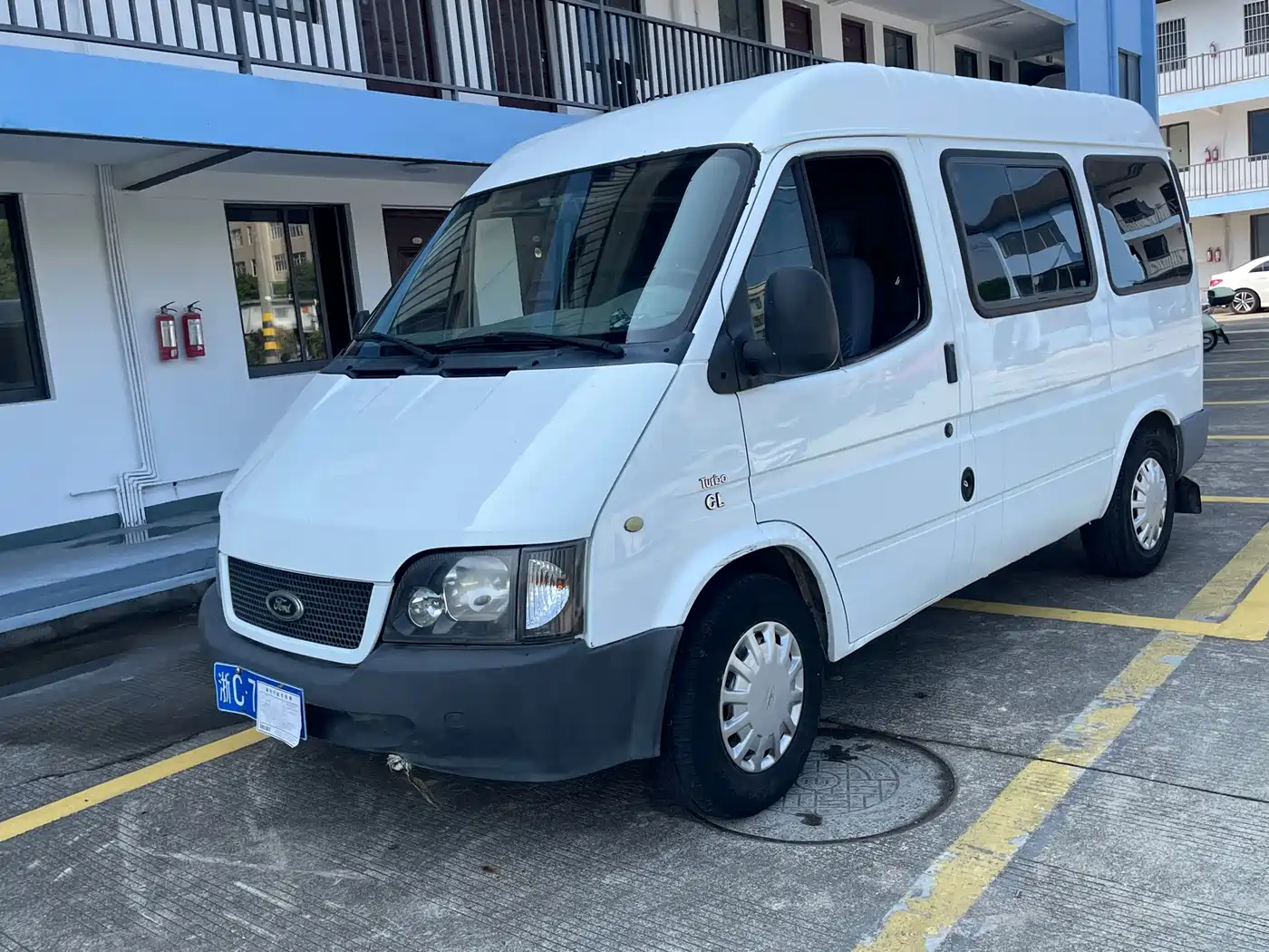 Ford Classic Transit 2014 2013 2.8T Diesel Standard Short Wheelbase Medium Roof JX493ZLQ3A