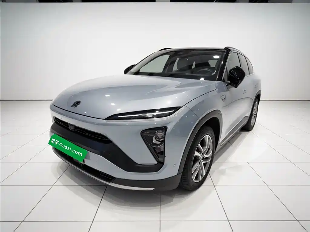 Фото 1 - NIO ES6
