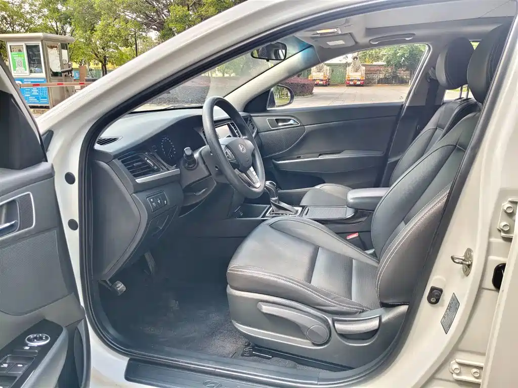Hyundai Mistra 2017 1.6T Automatic Smart GLS (China V) фото 11