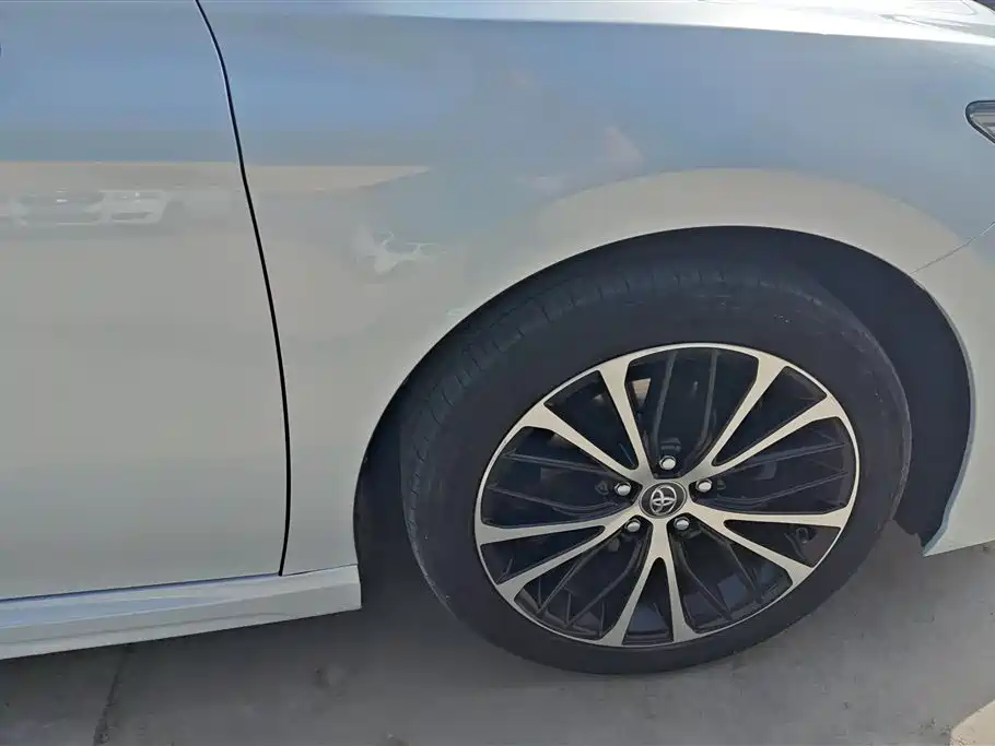 Toyota Camry 2018 2.5S Trend Edition фото 6