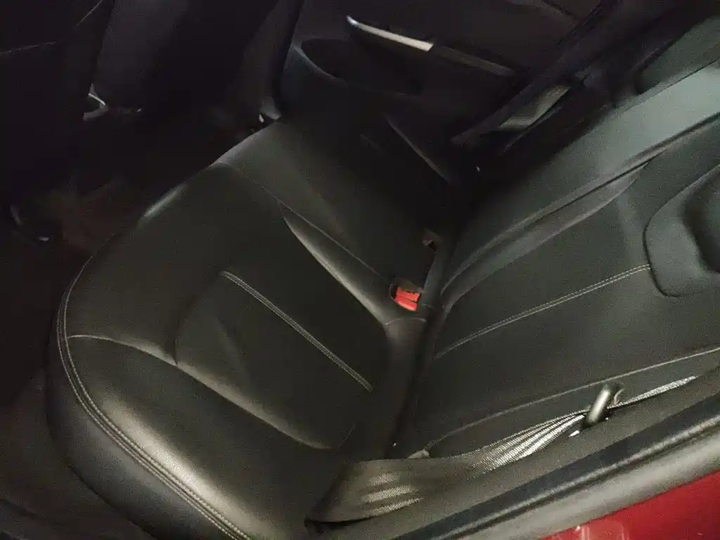 Chevrolet Lova RV 2016 1.5L Automatic Fun Edition фото 10
