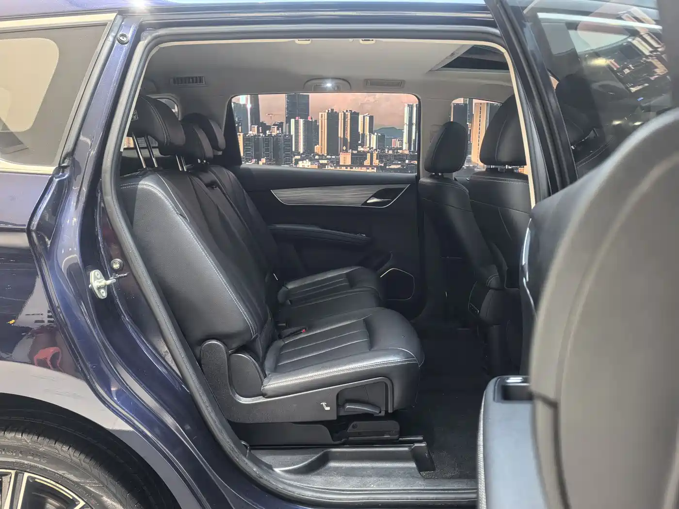 BYD Song MAX New Energy 2019 DM 1.5T Smart Connect Advance 7-seater China VI фото 11