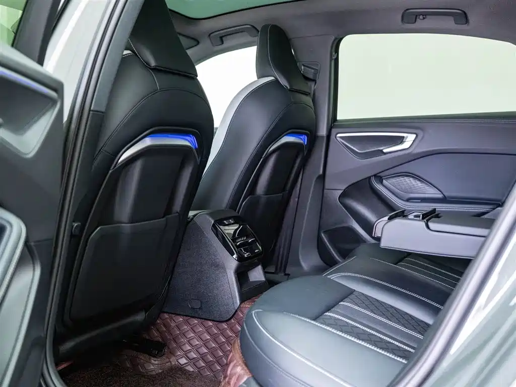 AUDI A5L