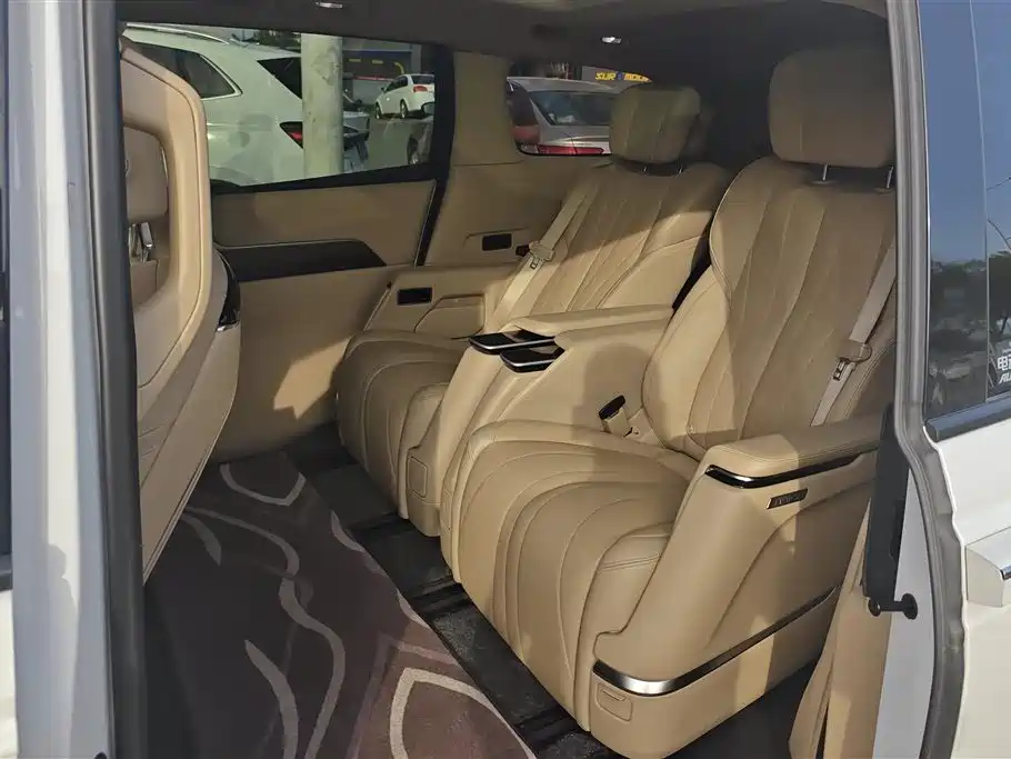 Buick Century 2023 2.0T 7-seater Premium фото 11