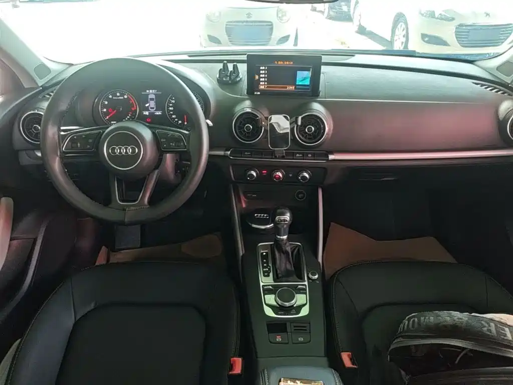 Audi A3 2017 Limousine 35 TFSI Progressive фото 10