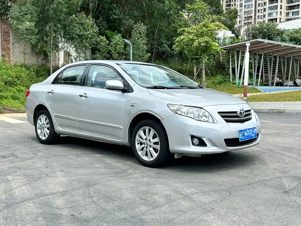 Photo 3 - Toyota Corolla