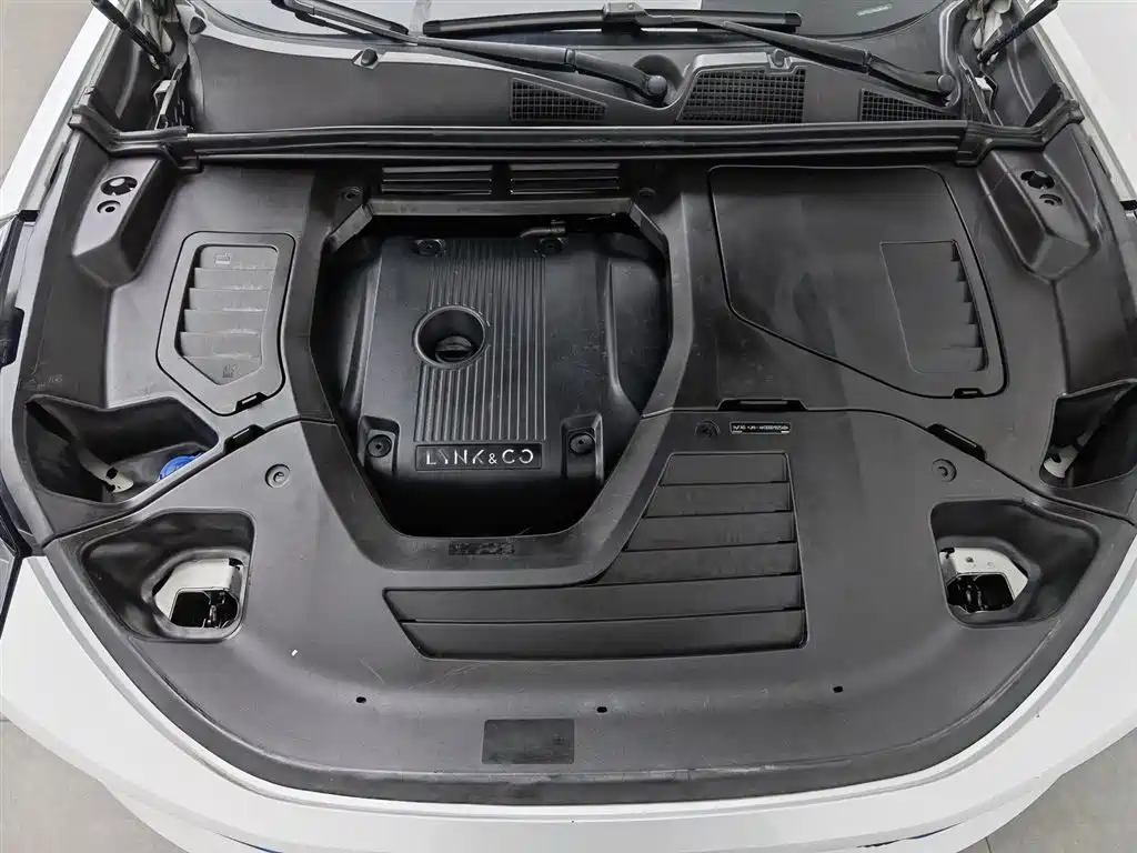 Lynk & Co 01 2019 2.0T 2WD Pure Version China VI фото 6