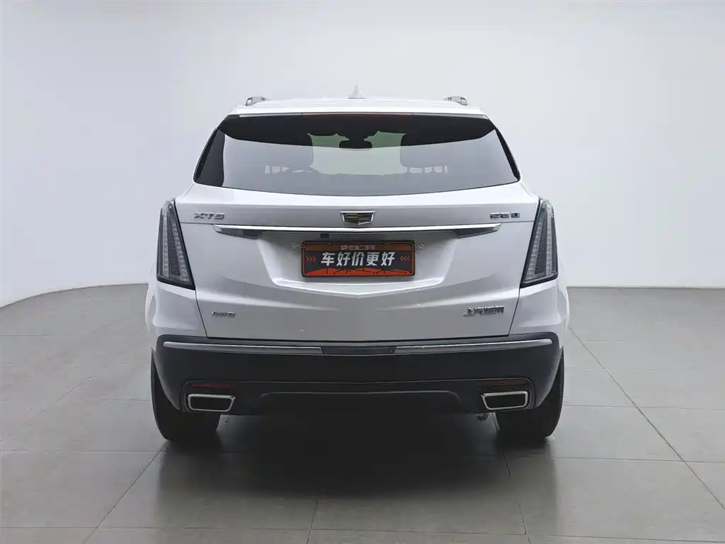 CADILLAC XT5