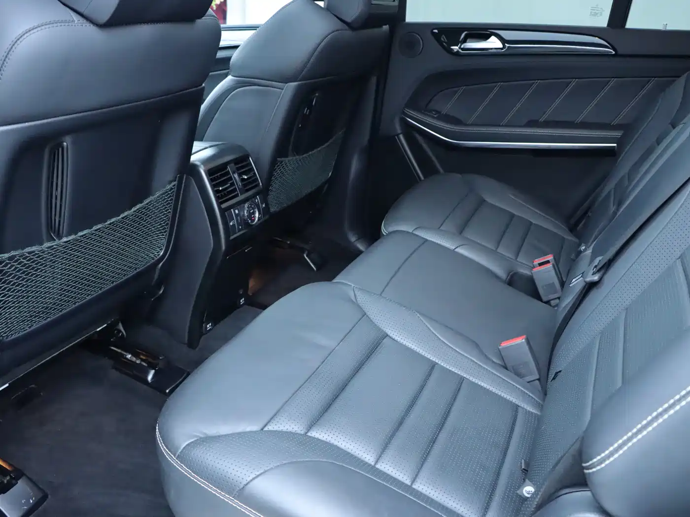 Mercedes-Benz GLS AMG 2017 AMG GLS 63 4MATIC фото 12