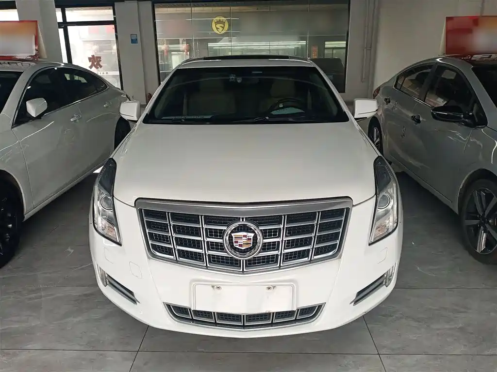Cadillac XTS 2014 28T Comfort фото 3
