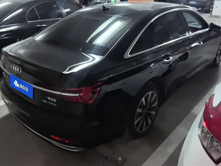 Audi A6L 2024 45 TFSI Premium Elegance фото 3