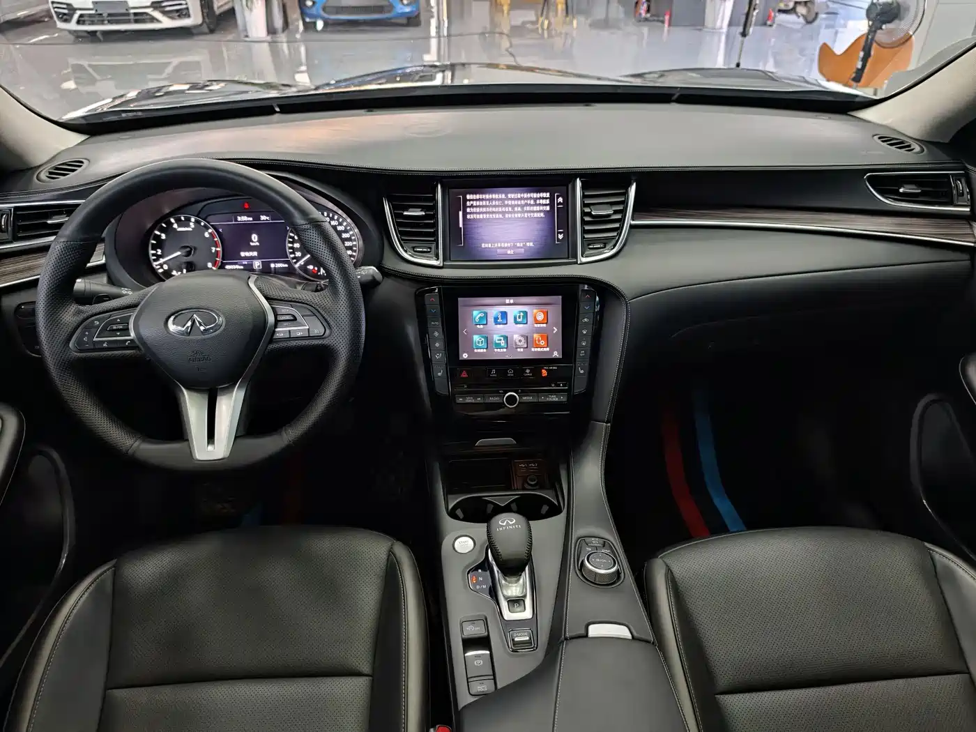 Infiniti QX50 2022 2020 Facelift 2.0T 4WD Elite Edition
