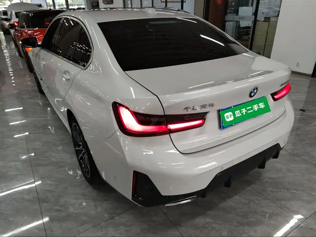 BMW 3 Series 2023 325Li M Sport Package фото 5
