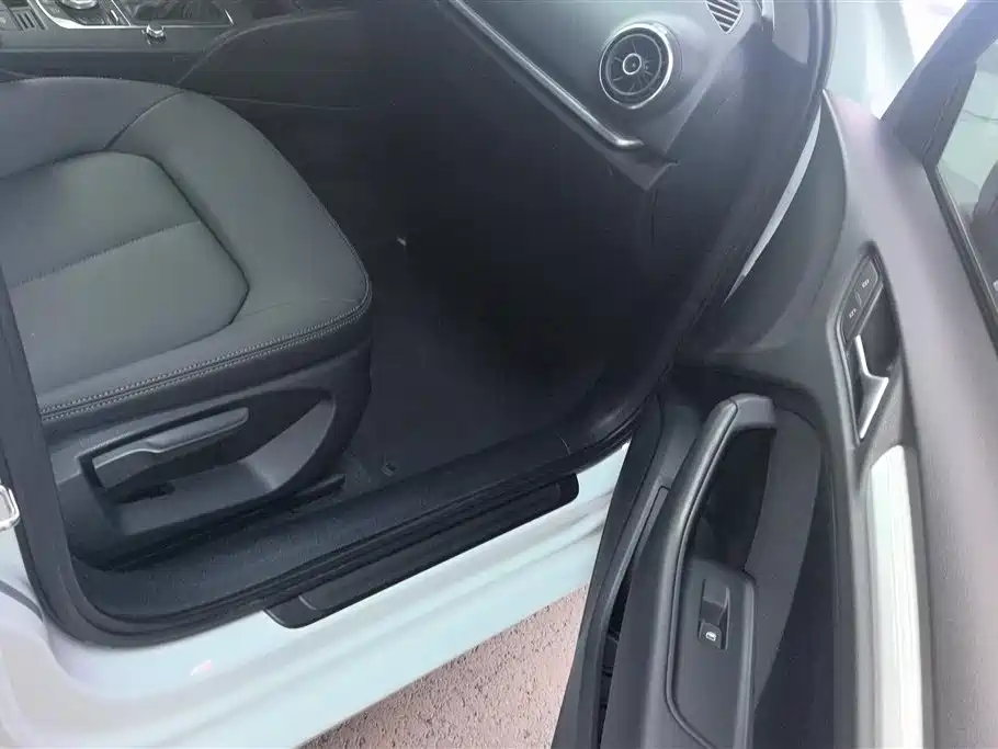 Audi A3 2015 Limousine 35 TFSI Millionth Anniversary Joyful Enjoyment Type фото 8