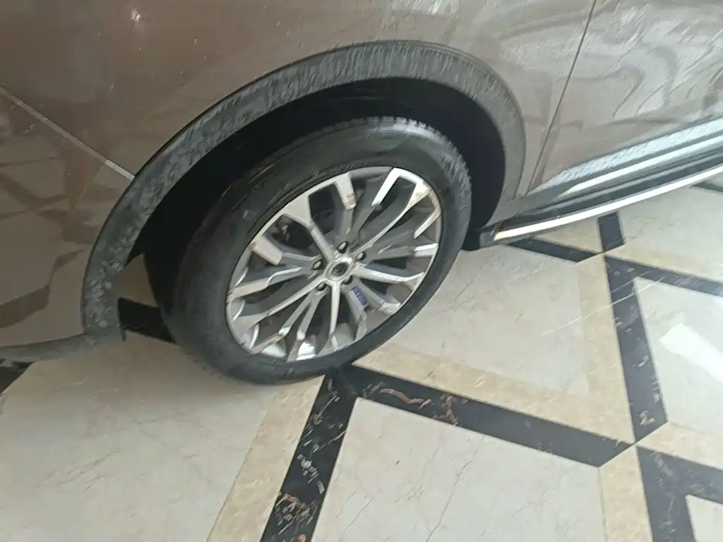 Photo 23 - Haval H6