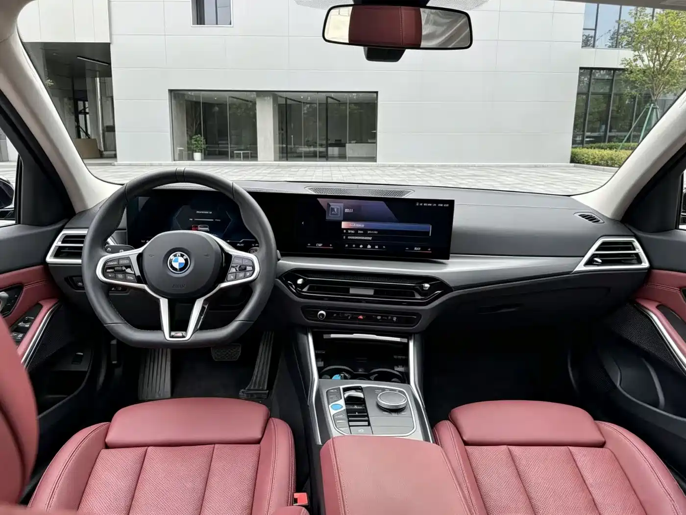 BMW i3 2025 eDrive 35 L фото 5