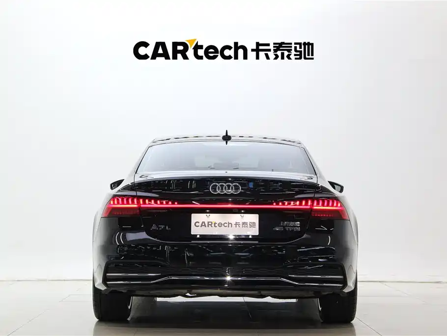 Audi A7L 2024 45TFSI S-line Dream Edition Crystal Package фото 5
