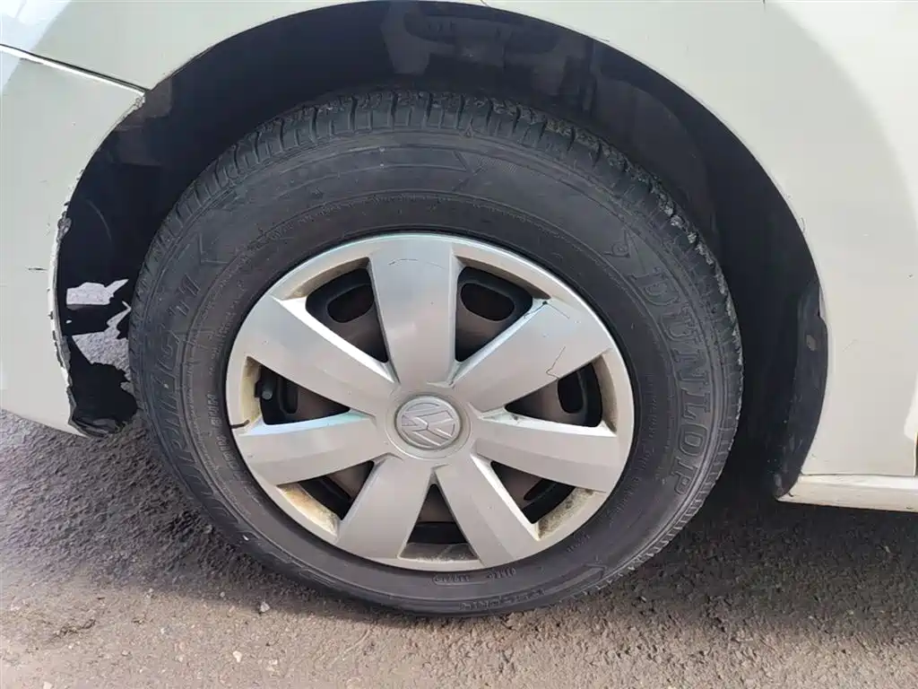 Volkswagen Santana 2015 1.4L Manual Trend Edition фото 23